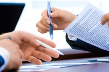 Qué documentos revisar antes de aceptar una oferta laboral en Perú (guía 2026)